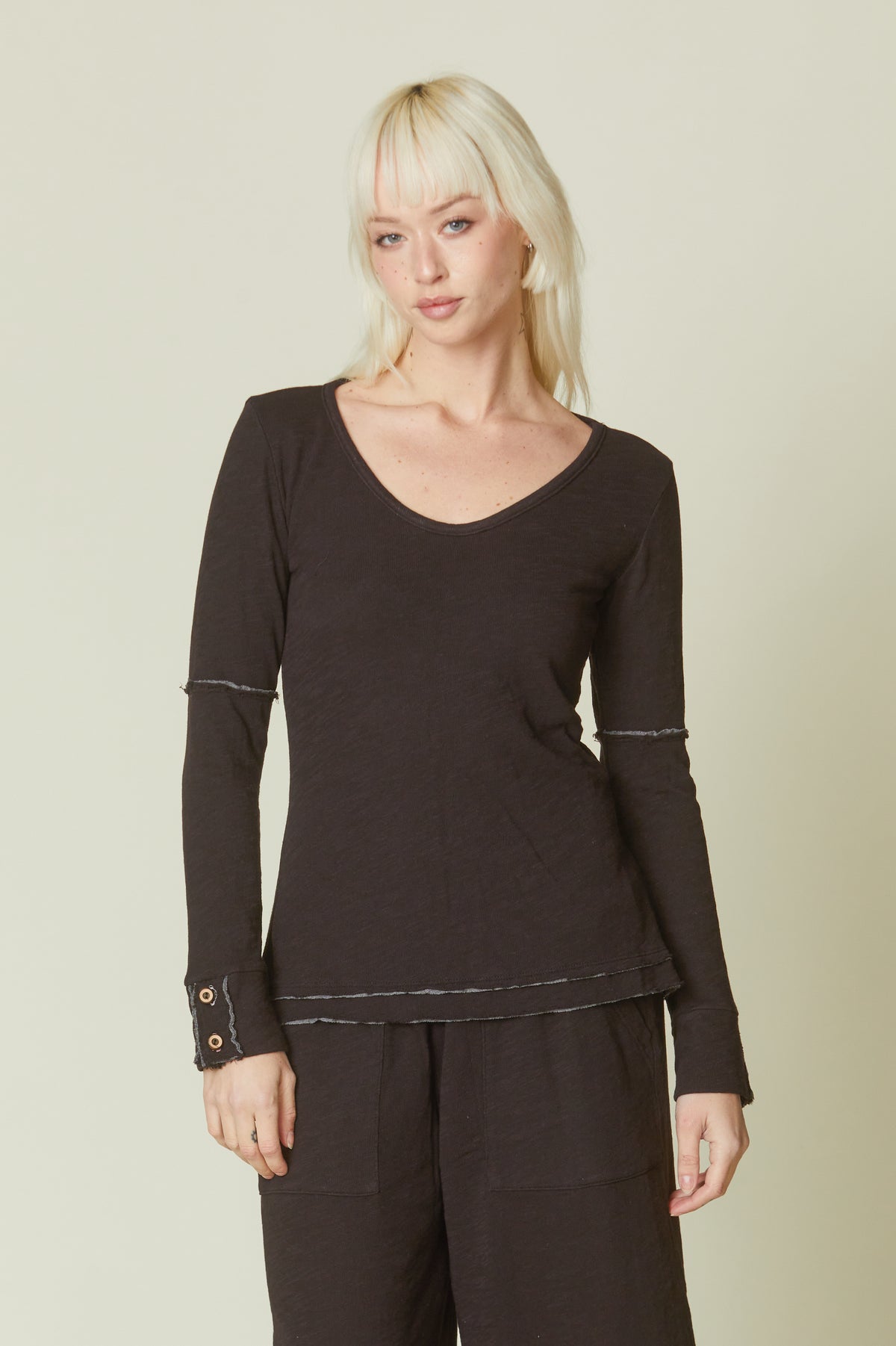 Cropped Double Face Scoop Neck