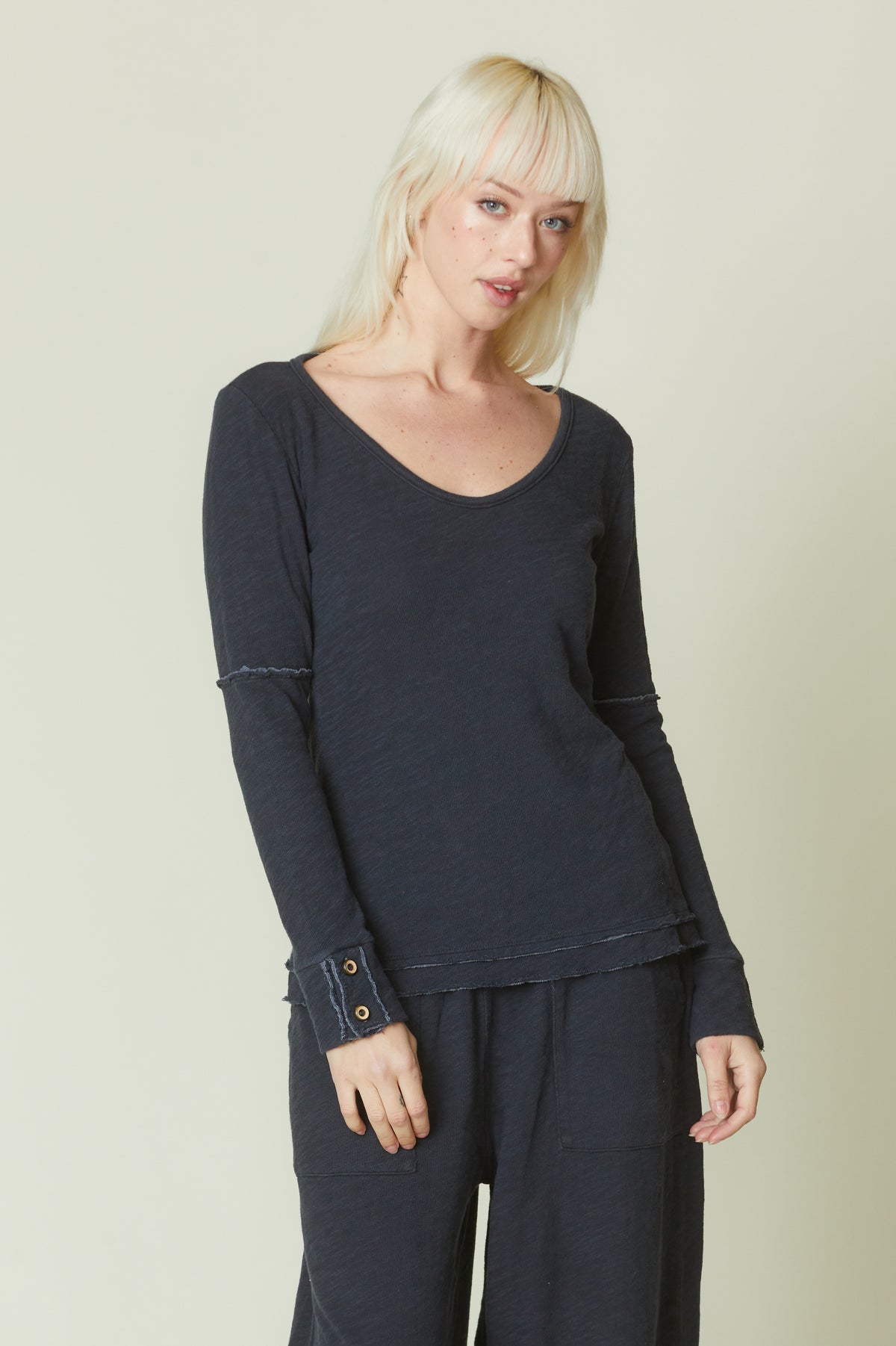 Cropped Double Face Scoop Neck