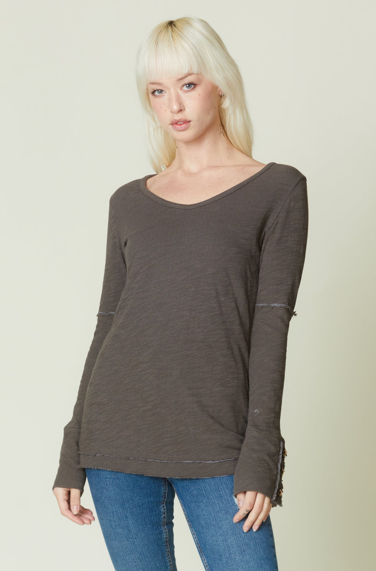 Double Face Scoop Neck