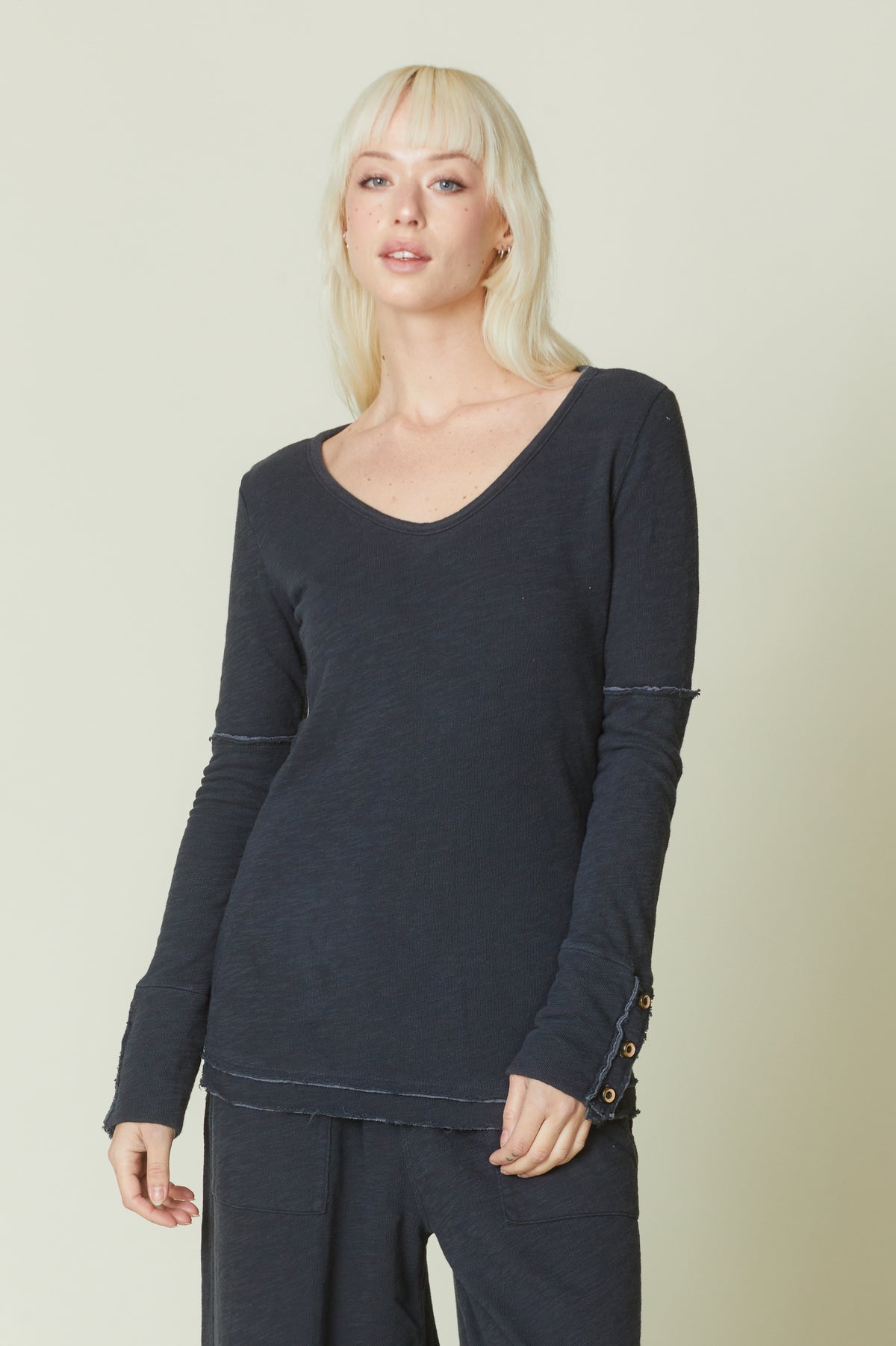 Double Face Scoop Neck